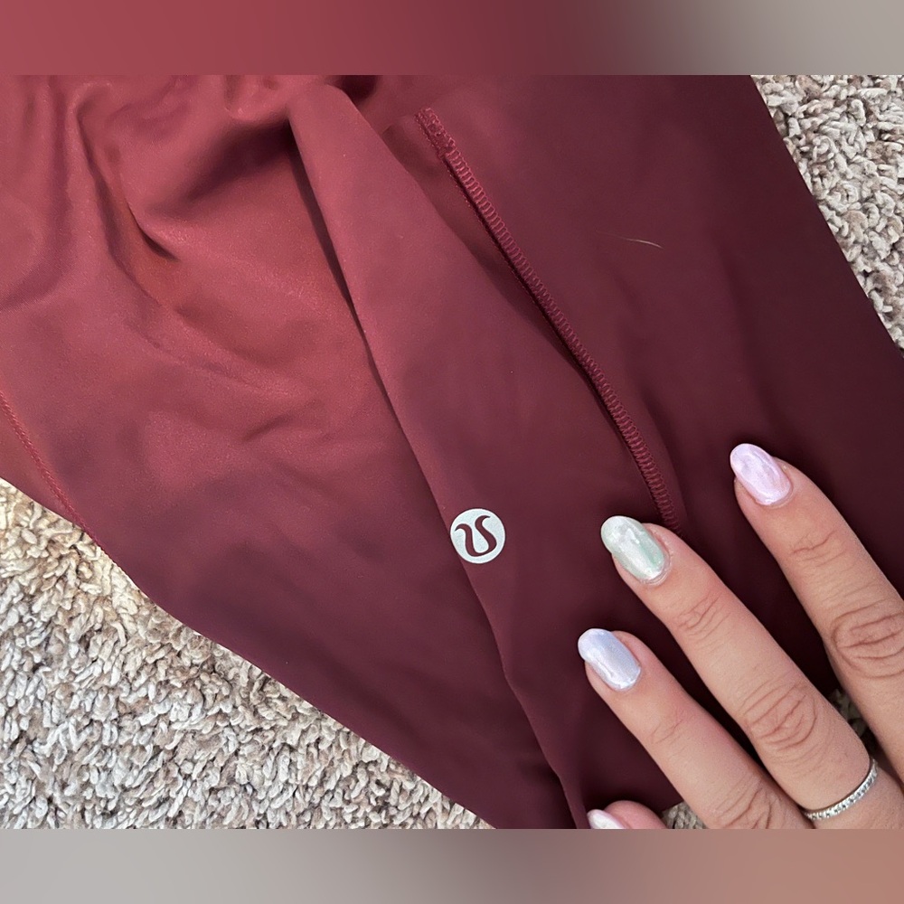 Lululemon Fast Free High-Rise Legging Crop 19" NWOT Sz 4 Cassis Red Maroon Nulux - Picture 2 of 5